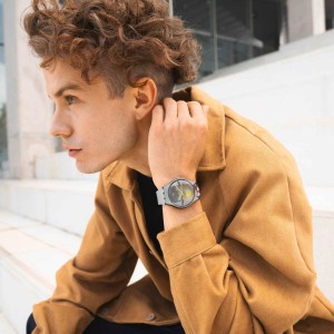 Swatch Le Fils De L'homme By Rene Magritte Plastic Schwarz | SUXMRJ-857