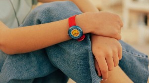 Swatch Your Retro Red Bio-sourced plastic Rot | EMIGLF-475